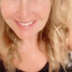 Amy Lyndon Instagram - July. You went so fast. Time is truly of the essence. Name one great thing that happened for you in July🌹 #timeisfleeting #makethemostofit #lovelife #actorlife #acting #coachlife