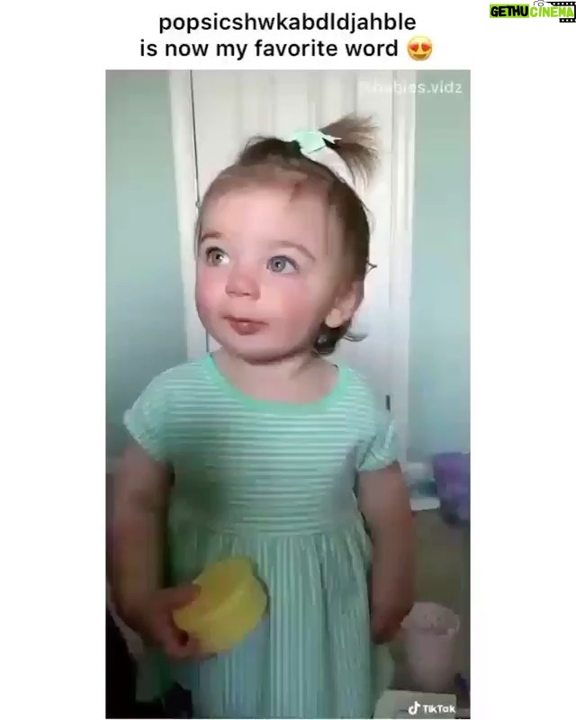 Amy Pemberton Instagram - You’re welcome!!!! Watched this 800 times already!!! Tooooo cute!!!!! @awekidz