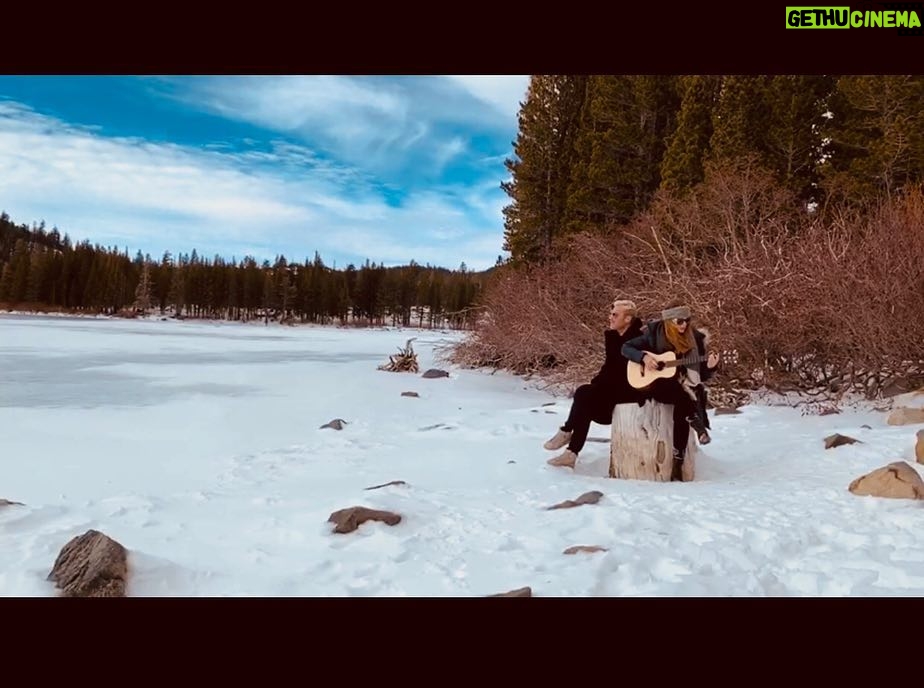 Amy Pemberton Instagram - 💙 ....I mean....not too shabby a setting to play and sing with my @cameroneneilson .... recorded a little sumfin’ .... soon!! #couldntplayafter5mins #toocold #mammoth #❄️🌲🗻🌨