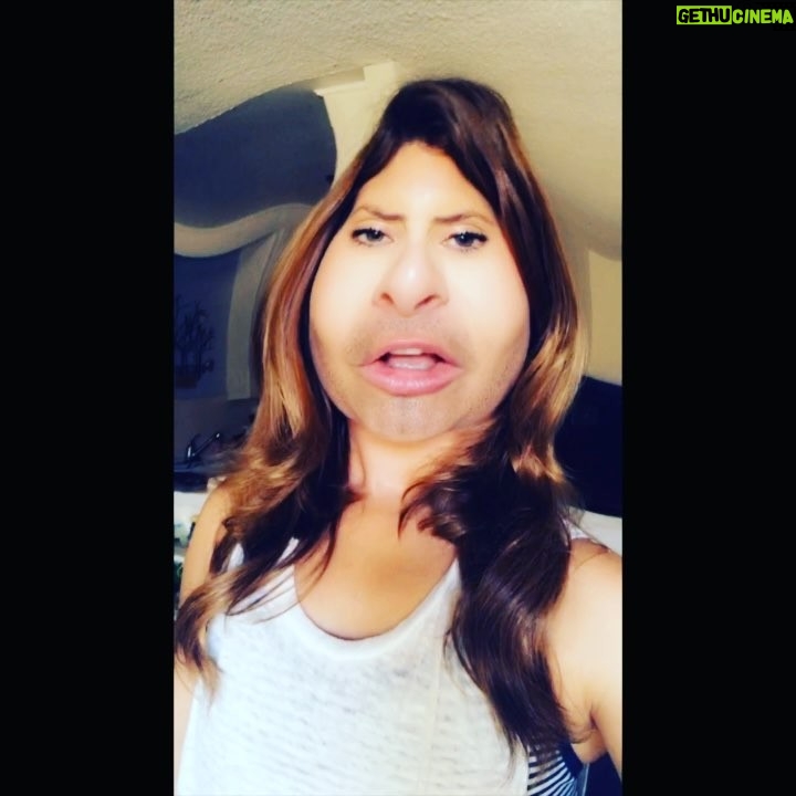Amy Pemberton Instagram - Wisdom teeth removal day....π¬π« .... !!! @raffibarsam .... TBC....!! #wisdom #aremyteethwise #orwasiwisewhenihadthem #so #doesthismeanimnotwiseanymore #overtired #gnight #ladiesofsnapchat #bernie #jenny #iboughtacamel #indubai #dubaiwasliiiiiiit #brendan #legend