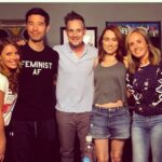 Amy Pemberton Instagram - Still laughing from yesterday’s antics with these hilarious peeps.....! @jonleebrody @realfreddieprinze @claregrant @thelaurenobrien @dcsuperfangirl91 #geggwars #GEGG #🎣 #💨 #🦅 #🤣