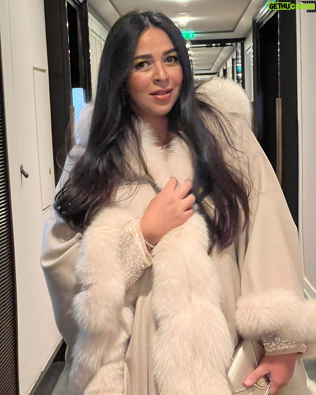 Amy Samir Ghanem - 256.9K Likes - Glam team 🤍🙏
My precious jewelry : @mahmoudelsirganyjoailliers
My elegant fur : @be_my_guest_shopping
Make up: @sarahatallahmakeup
Hairstylist : @sonia.messaoudi
Special thanx to my friend who is always there 4 me @wakizouzi2 🤍