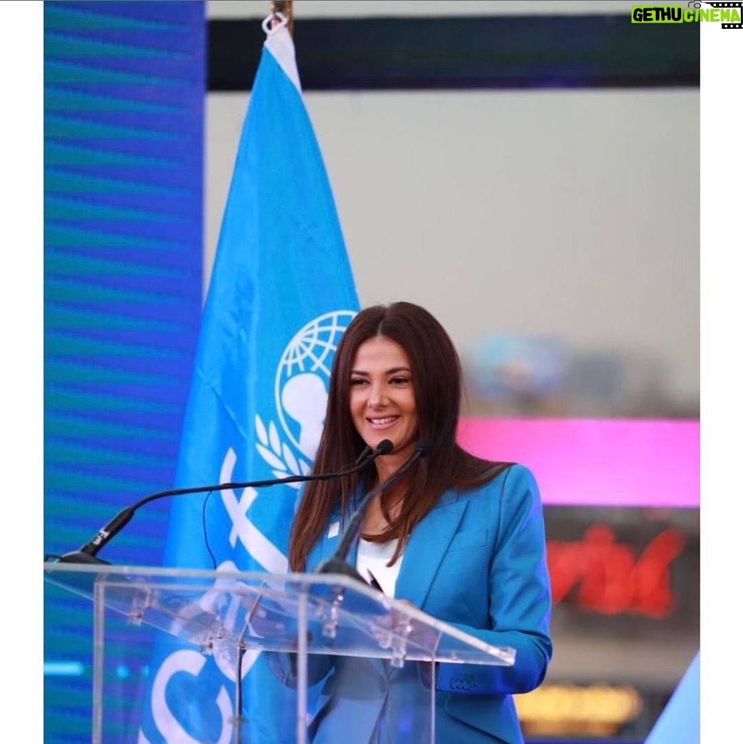 Amy Samir Ghanem Instagram - ربنا يوفقك و يكرمك 🤍🤲بحبك🤍 @donia.samir.ghanem