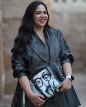 Amy Samir Ghanem Instagram - ماكنتش عايزه امشي من الاقصر من حلاوتها ماشاءالله و جمال طبيعتها و جمال الناس اللي فيها .
@abier_ansary 🤍
@azzafahmy 🤍
@mahaalsagheer 🤍
@nehal_khalil_makeup_artist 🤍
photographer: @norayoussef_photography 🤍🤍
