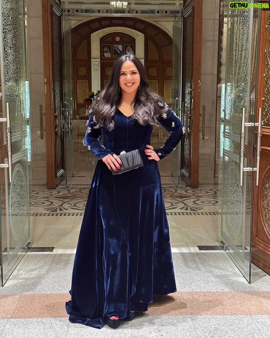 Amy Samir Ghanem - 196.9K Likes - شكرا لمصمم الازياء @hanyelbehairyhautecouture علي حرصه انه يعمل الفستان في وقت قصير جدا و شكرا لحبيبتي عبير أنصاري المجتهده جدا
@abier_ansary
Special thanks to
Jewelry: @iramjewelry_
Make up: @furatabaalkhail
Hairdresser: @haithamdahab00
Clutch: @sheclutches