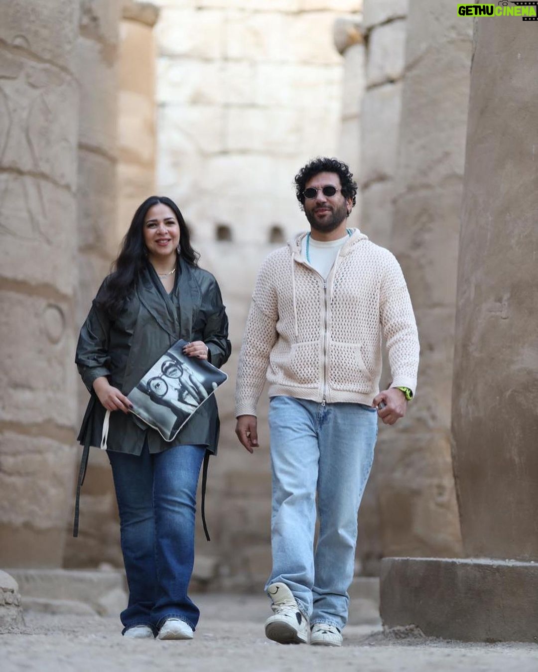 Amy Samir Ghanem - 231.3K Likes - ماكنتش عايزه امشي من الاقصر من حلاوتها ماشاءالله و جمال طبيعتها و جمال الناس اللي فيها .
@abier_ansary 🤍
@azzafahmy 🤍
@mahaalsagheer 🤍
@nehal_khalil_makeup_artist 🤍
photographer: @norayoussef_photography 🤍🤍
