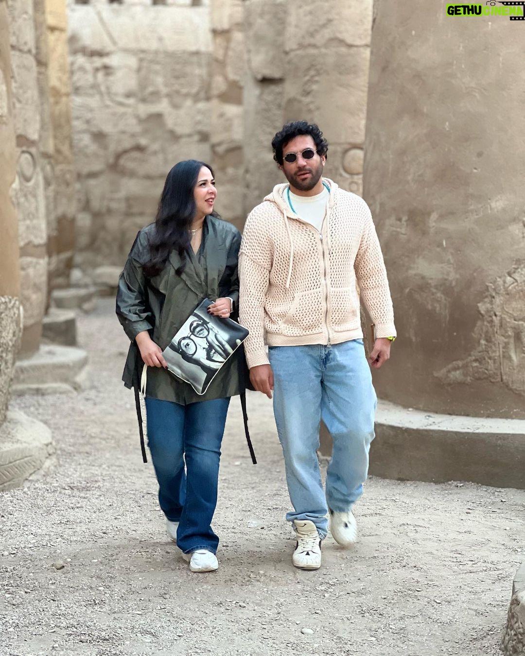 Amy Samir Ghanem - 231.3K Likes - ماكنتش عايزه امشي من الاقصر من حلاوتها ماشاءالله و جمال طبيعتها و جمال الناس اللي فيها .
@abier_ansary 🤍
@azzafahmy 🤍
@mahaalsagheer 🤍
@nehal_khalil_makeup_artist 🤍
photographer: @norayoussef_photography 🤍🤍