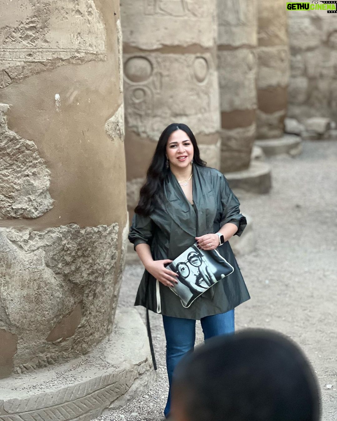 Amy Samir Ghanem - 231.3K Likes - ماكنتش عايزه امشي من الاقصر من حلاوتها ماشاءالله و جمال طبيعتها و جمال الناس اللي فيها .
@abier_ansary 🤍
@azzafahmy 🤍
@mahaalsagheer 🤍
@nehal_khalil_makeup_artist 🤍
photographer: @norayoussef_photography 🤍🤍
