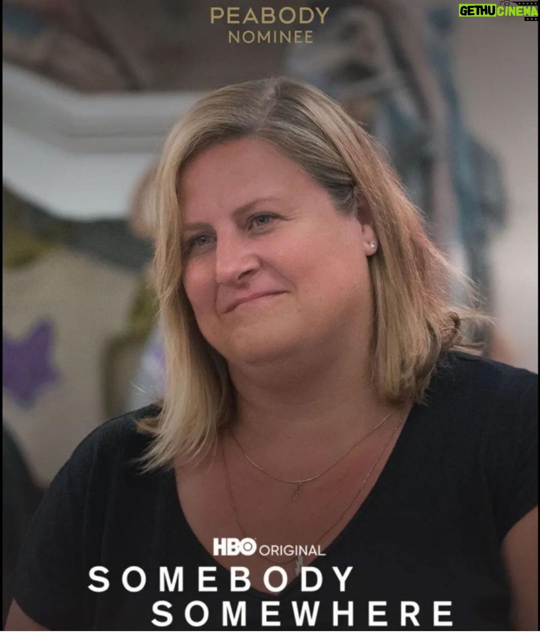 Amy Schumer Instagram - Are you freaking watching @bridgeteverett on #somebodysomewhere on @hbomax ? My favorite show