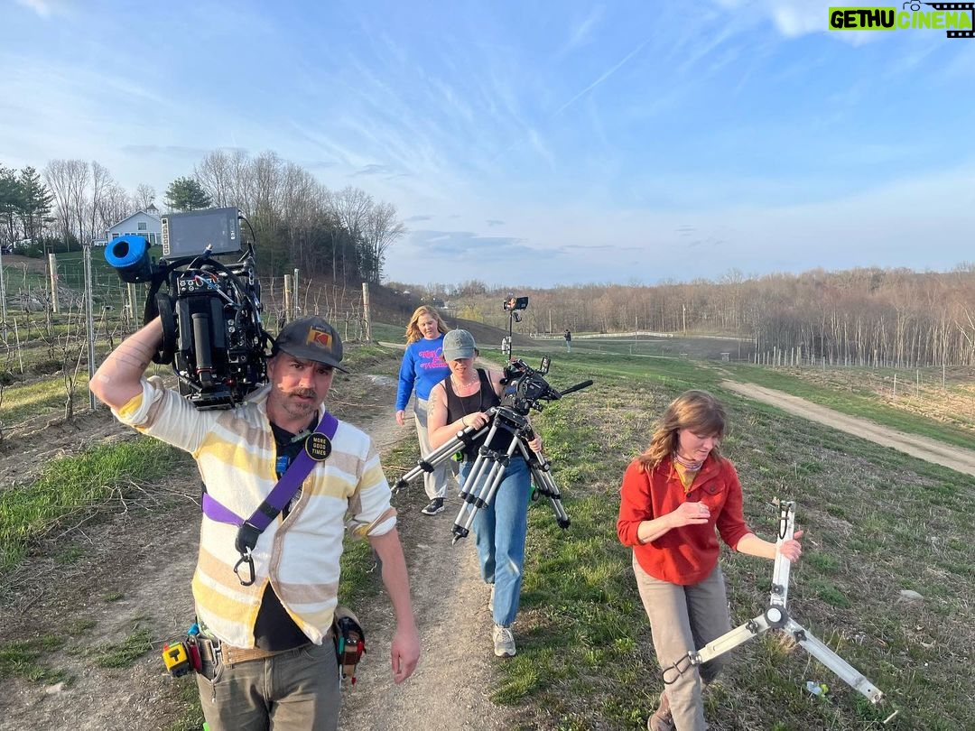 Amy Schumer Instagram - What a season. Taking a dump 1