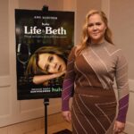 Amy Schumer Instagram - Hi I made a show @lifeandbethhulu anyone catch it?