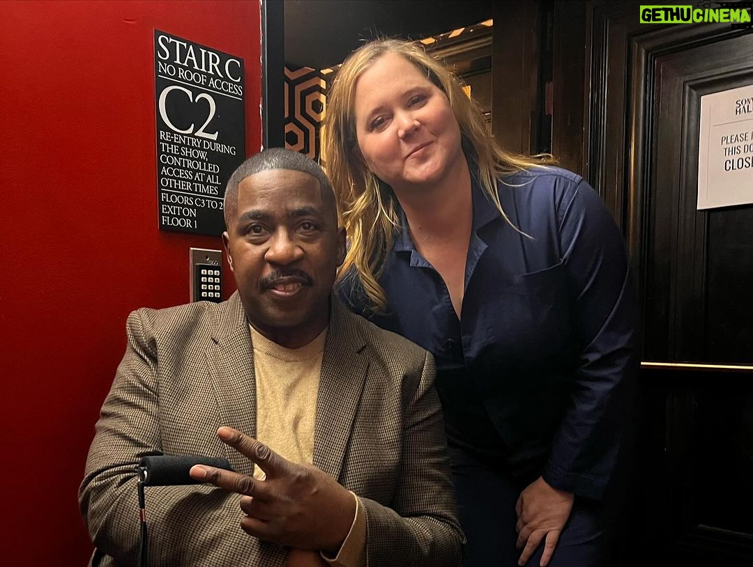 Amy Schumer Instagram - Last night was magic. Watch out for this special @netflixisajoke thank you @marcusrussellprice @iamwandasykes @danpowell2000 @hewasfunny Liz! Sam! Jason! Eddie/shay! The whole crew. @sonyhall Keith made some sort of history! What a night!