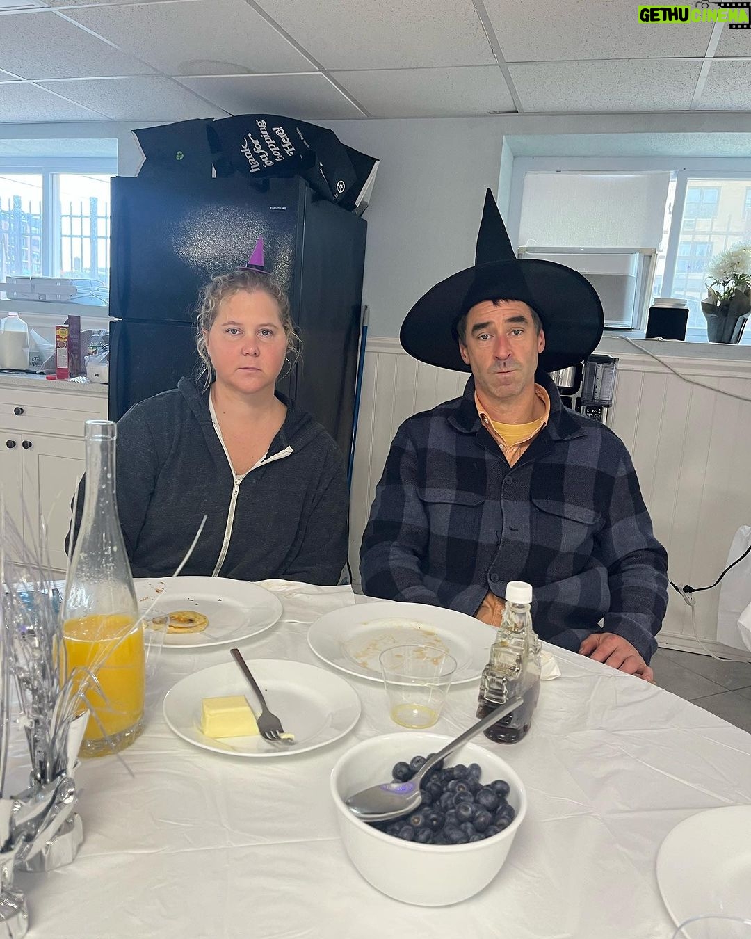 Amy Schumer Instagram - Happy 75th ma. Thanks for raising3 kids on your own.