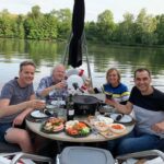 An Swartenbroekx Instagram - Boat BBQ met best friends. ❤️