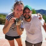 An Swartenbroekx Instagram – Nog volop aan ‘t verbouwen. Vandaag in @story_magazine 🇪🇸🔆
Foto 1: Onze eerste badgast (de dikke pad hé) 
Foto 2: Voor Guido is het zwembad nu diep genoeg
Foto 3: Daar gaat de pergola…
Foto 4: Voorlopig slapen we nog in ons rijdend huisje.
@decraeneguido
