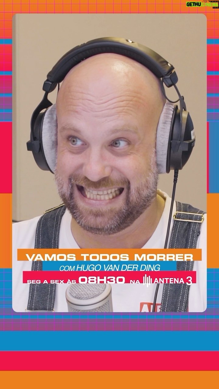 Ana Markl Instagram - A brincar, a brincar — mas muito a sério — o @hugovanderding já limpou o sebo a quase mil pessoas. #VamosTodosMorrer de segunda a sexta-feira, às 8h35, nas #ManhãsDa3. Todos os episódios disponíveis em podcast e na @rtpplay. Antena 3