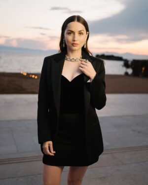 Ana de Armas Instagram - Last night celebrating @louisvuitton ‘s new high jewelry collection designed by @francescaamfitheatrof