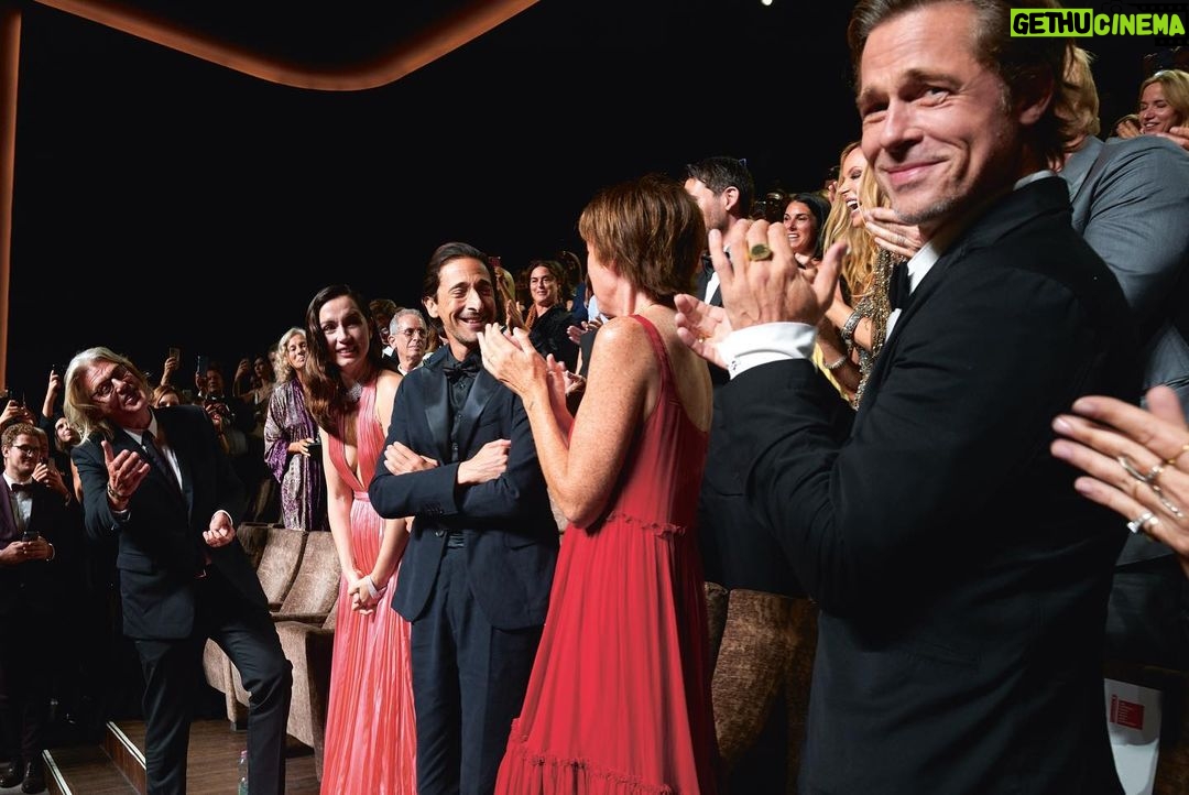 Ana de Armas Instagram - @ana_d_armas with Andrew Dominik and Brad Pitt at the Blonde Premiere in Venice. Read the full cover story at the link in bio. @gregwilliamsphotography #hollywoodauthentic #anadearmas #marilynmonroe #blonde #gregwilliams