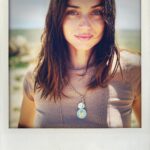 Ana de Armas Instagram - Thank you all so much for the birthday wishes and love! Cheers to another great year. 🎉🌈💕🙏🏻🌸🌹✨🎈 Gracias a todos por los mensajes de cumpleaños y el amor. Un brindis por otro año maravilloso.