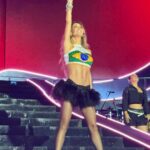 Anahí Instagram - ¡Se quedan para siempre en nuestro corazón Río! 🇧🇷💕 Nos regalaron dos noches hermosas!!! 🥹