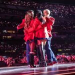 Anahí Instagram – Juntos hicimos historia ! ♥️🙌🏻♾️ #rbdforlife
