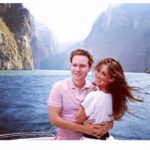 Anahí Instagram - Feliz aniversario ! ❤️ Hace 11 años decidimos caminar esta vida juntos… ( y hace 8 , el mismo día 25 de abril /2015 nos casamos ) Hoy somos una familia llena de amor y cada mañana no hay nada q me de mas felicidad que despertar y abrazarte a ti y a nuestros 2 bebés que son nuestra vida entera. Amor mío , solo le pido a Dios salud y tiempo, mucho tiempo !! Gracias por todo lo q le has dado a mi corazón. Si de algo puedes estar seguro es que aquí estoy para ti Siempre ! Infinito! ♾️❤️ Te amo. @velascom_