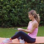 Anahí Instagram - Domingo de Yoga y ejercicio 🧘‍♀️💕 @samsungmexico #TeamGalaxy #GalaxyWatch5 #GalaxyBuds2 Pro