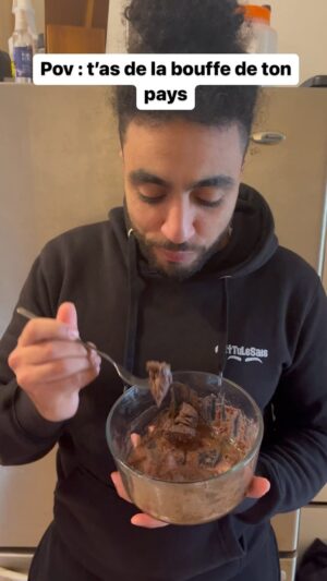 Anas Hassouna Instagram - Grandir à Repentigny 🙃