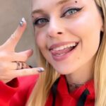 Anastasia Krylova Instagram - Наш образ для Ленки💖 Key makeup&hair artist @liatunik Star: @anastasiya_krrr Team: @kseniatur @daria_mezhenina @ekaterinaklimeniuk @mickeymousesnoopy @lerochka_nailss @trudnyepodrostki @trudnyepodrostki_official @prospect.prod @itsmore.tv #трудныеподростки