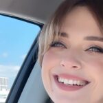 Anastasia Krylova Instagram - все хорошо. просто настроение в течении дня 😎😅🤍 #анастасиякрылова