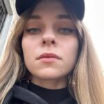 Anastasia Krylova Instagram - зашла в свой инстаграм и думаю, что за идеальная страничка, что за дама-мадама 😃 И решила разбавить этот перфекционизм фотографиями, которые я каждый день отправляю своим близким в разных ситуациях моей жизни. Их очень много, в разном состоянии, а это только маленькая часть. Наверно, если бы я вела лайф-блог своей жизни это было бы интересненько)))) Но мне, кажется, это немного не мое) #анастасиякрылова Какая фотка больше понравилась ?😂