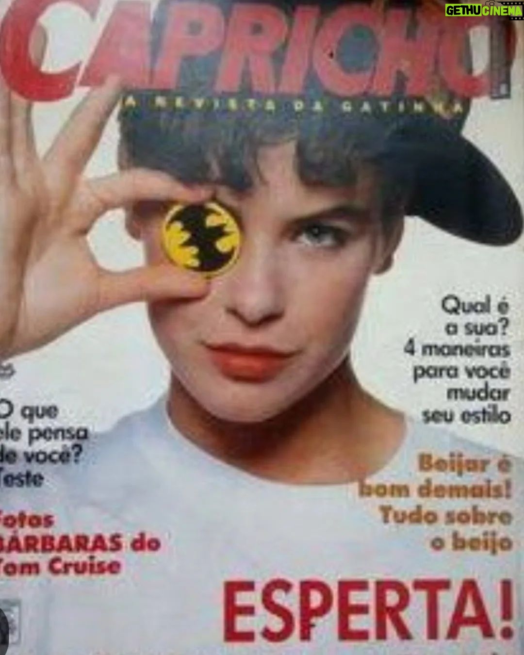 André Gabeh - 2K Likes - Acho Rita Lobo tão confiável. Tão séria no bom sentido.
Lembro dela nas capas de Revista, principalmente Capricho.
Adoro esse programa que ela está fazendo na Globo.
Você sabia que era ela supermodel, né? Sabia, né? Amava.
Depois ainda foi VJ da MTV.