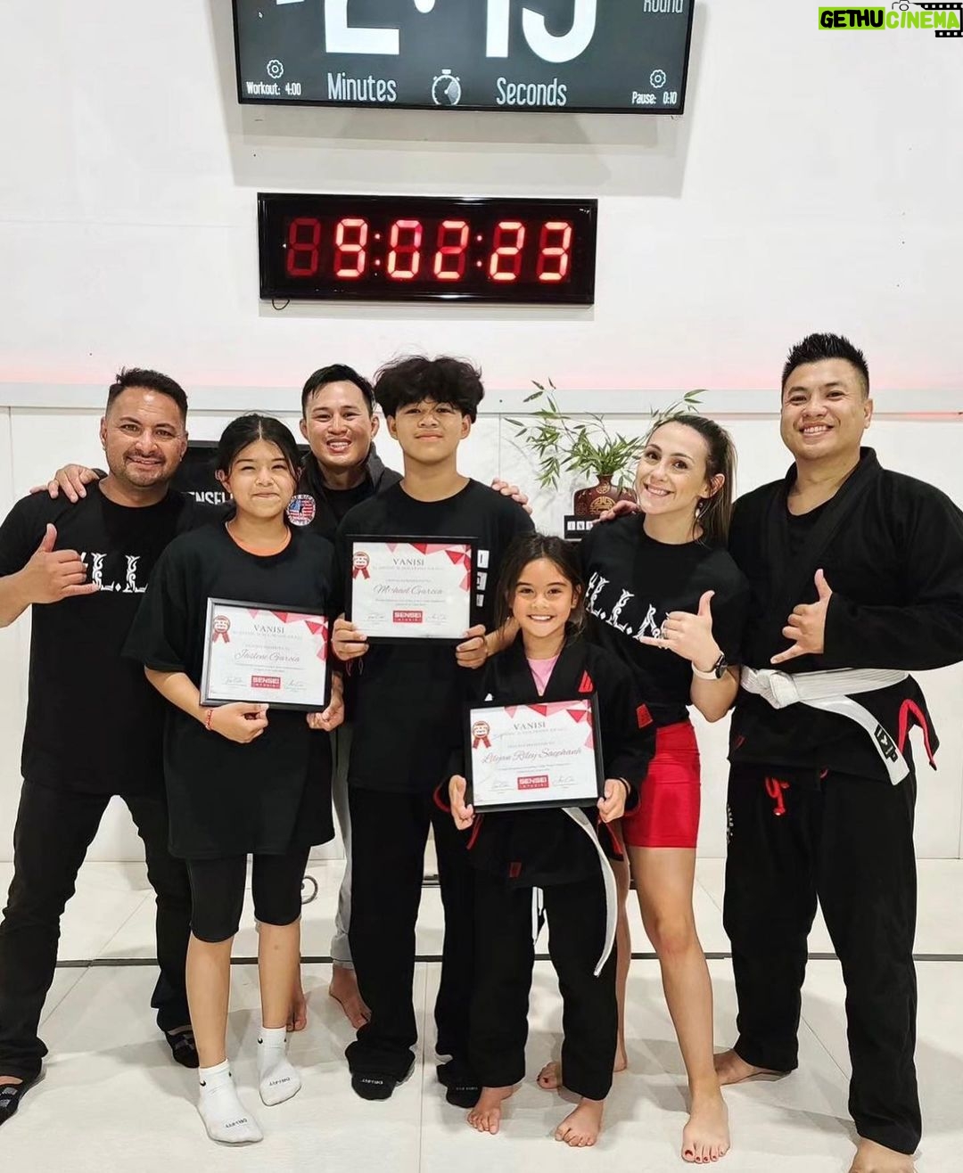 Andre Soukhamthath Instagram - I got to be apart of something special last night. Not only did I get to train with my cousin, but I got to be apart of a good cause in honour of someone who seemed really special to the community (RIP Neff). I want to say Iβm really proud and admire my cousin and his wife. He recently lost his sister in-law in April and she left behind 3 children. Him and his wife took them in as their own and are planning to be their guardians. I witnessed all 3 kids receive a scholarship to train at @senseistudioheadquarters as long as they maintained a B+ average in school. The power of #MartialArts is strong πͺπ½. It changed my life and kept me busy when I was mourning, and Iβm hoping it does the same for their whole family ππ½β€οΈ #BJJ #Deeppost #teamsoukhamthath Modesto, California