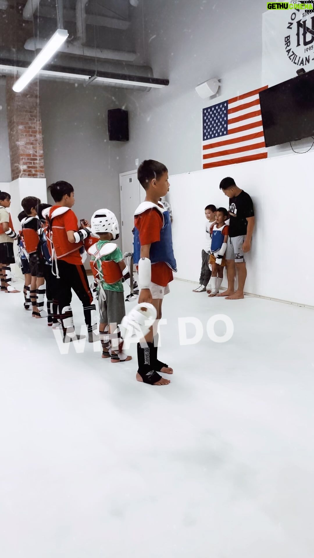 Andre Soukhamthath Instagram - As a fighter myself that has reached the highest levels, I know I would’ve never gotten there without my training partners. We are nothing without teammates, support, community, and teachers ❤️🙏🏽. 5 more days until Savion, Elias, and Parker are off to nationals. They will be representing the WHOLE SQUAD!!! #ProudDad #stayhumble