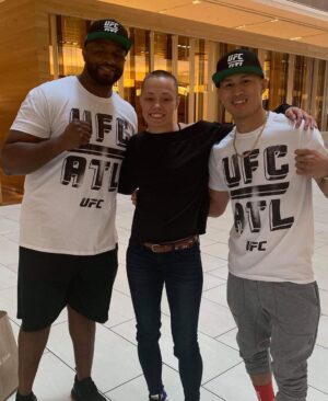 Andre Soukhamthath Instagram - Seeing this injury is bringing me back because this also happened to me. And the crazy part is it was around the exact same time in 2019!!! @rosenamajunas I feel you and props to you for finishing the fight. While someone else is trying to take your head off, you Can’t grip, can’t punch, can’t block, and it’s so painful.