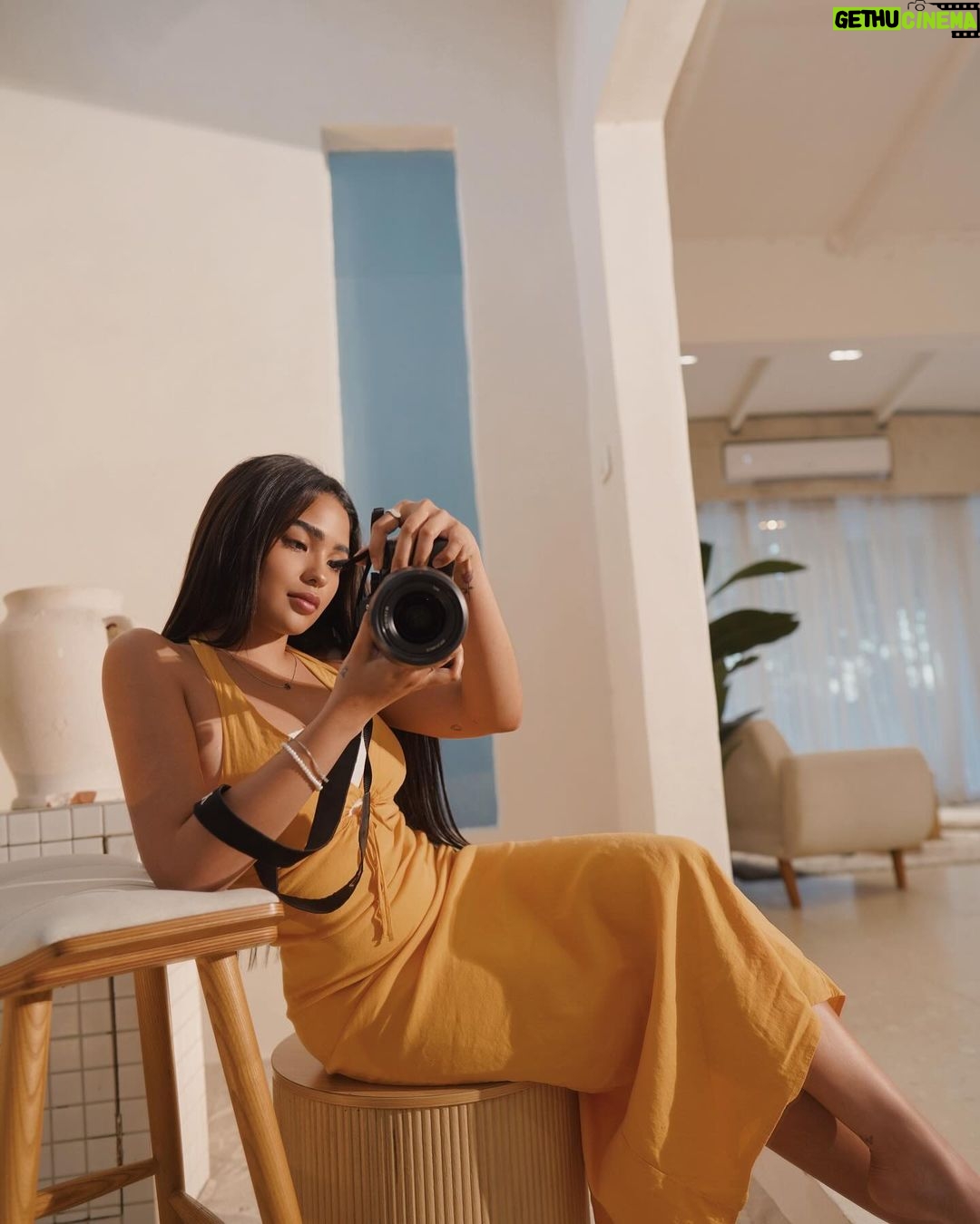 Andrea Brillantes Instagram - Always glowing & fresh ✨ @met_tathione 🩵