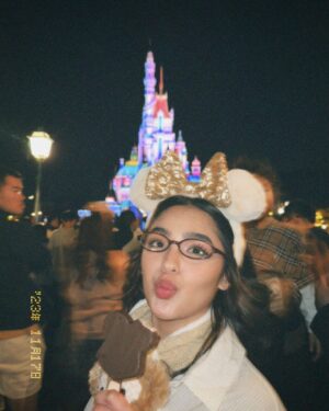 Andrea Brillantes Instagram - First business trip with the team! 🥰 Of course, we cannot miss out on going to Disneyland! 🤍