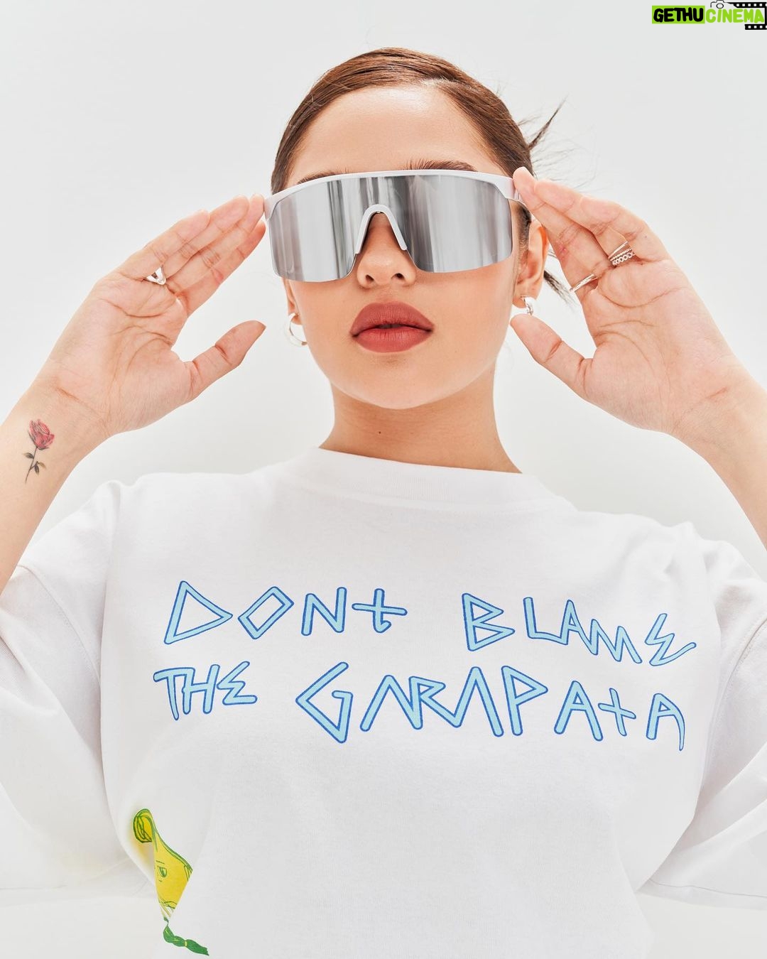 Andrea Brillantes Instagram - Love the latest release of DBTK x HM x GARAPATA collection 😉 This limited edition triple collab between local artists @garapata_ @dontblamethekids and @hm is something that you really shouldn’t miss!! Don’t Blame the Garapata 😜 ————— Shop the trendiest H&M pieces on Lazada at up to 70% off! 🤩🔥 Mark your calendars for October 24th and let's upgrade our wardrobes together! 💃 See you on tomorrow’s Lazada Live! 🛒🛍️