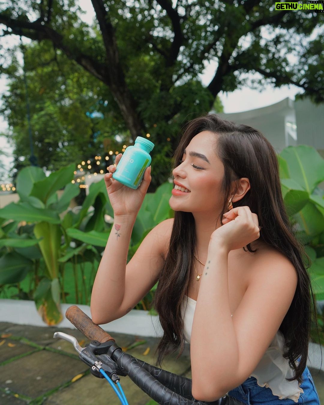 Andrea Brillantes Instagram - So much easier to stay fit now thanks to my Reiko FiTox by @bdhealthboosters 😍🩵