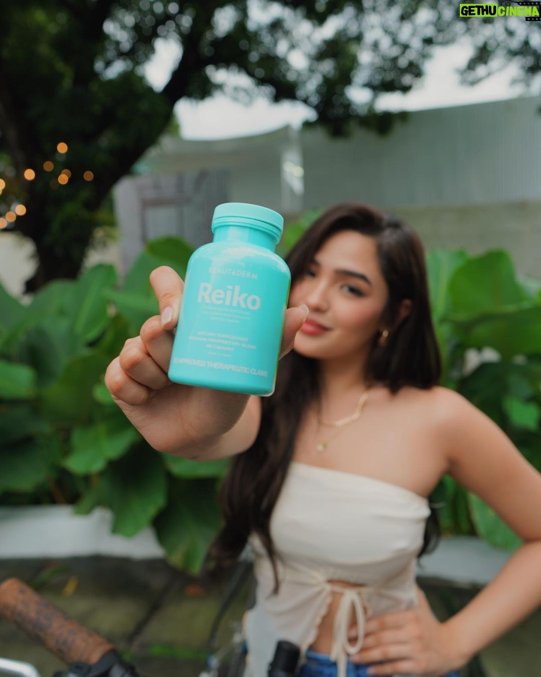 Andrea Brillantes Instagram - So much easier to stay fit now thanks to my Reiko FiTox by @bdhealthboosters 😍🩵