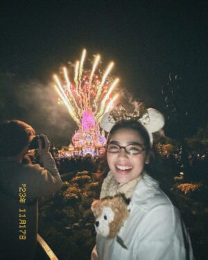 Andrea Brillantes Instagram - First business trip with the team! 🥰 Of course, we cannot miss out on going to Disneyland! 🤍