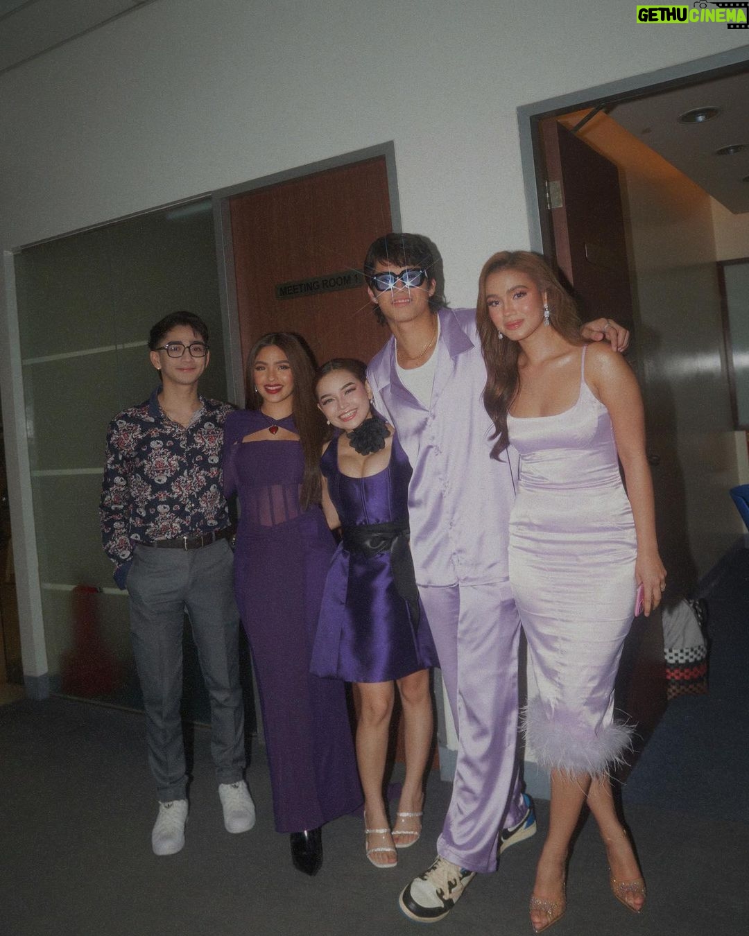 Andrea Brillantes Instagram - Still HIGH from last night!β¨ Huge shoutout to all the incredible individuals who joined us at the special screening for SENIOR HIGH!! And, of course, a heartfelt thank you to @dreamscapeph for this amazing opportunity! I feel incredibly privileged and deeply grateful to have been chosen as the lead for this show, which addresses important and relevant issues for our generation. ππ€ Again, SENIOR HIGH MAMAYA NA PO 9:30PM!!! Sabay natin panoodin ang first episode sa KAPAMILYA CHANNEL, KAPAMILYA ONLINE LIVE, JEEPNEY TV, A2Z, AT TV5, ALSO AVAILABLE IN IWANTTFC AT TFC!