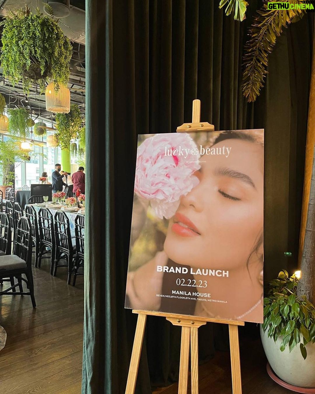 Andrea Brillantes Instagram - Lucky Beauty turns 1✨🤍🍀 From a longtime dream now turned into reality 🥹 I just want to thank my partners who trusted in me and everyone supporting the brand!🤍Makeup has always been more than just makeup to me. As someone who has loved makeup since I was 3, I have always been fascinated by the colors and how it helps me express my artistic side and feel more confident. This is something I want to share with everyone – makeup that is accessible, works like a charm, and feels like a lucky charm😉✨I started dreaming about having my own makeup business when I was 13, and now I can’t believe that not only did it happen, but it has been a year since my launch!😭🥹Again, thank you to everyone supporting Lucky Beauty! You are not just supporting makeup but also supporting a dream and my lovely united team. 🫂🤍 Here’s to many more birthdays to come! 🙏🏼🙏🏼 🤞🏼 🥰