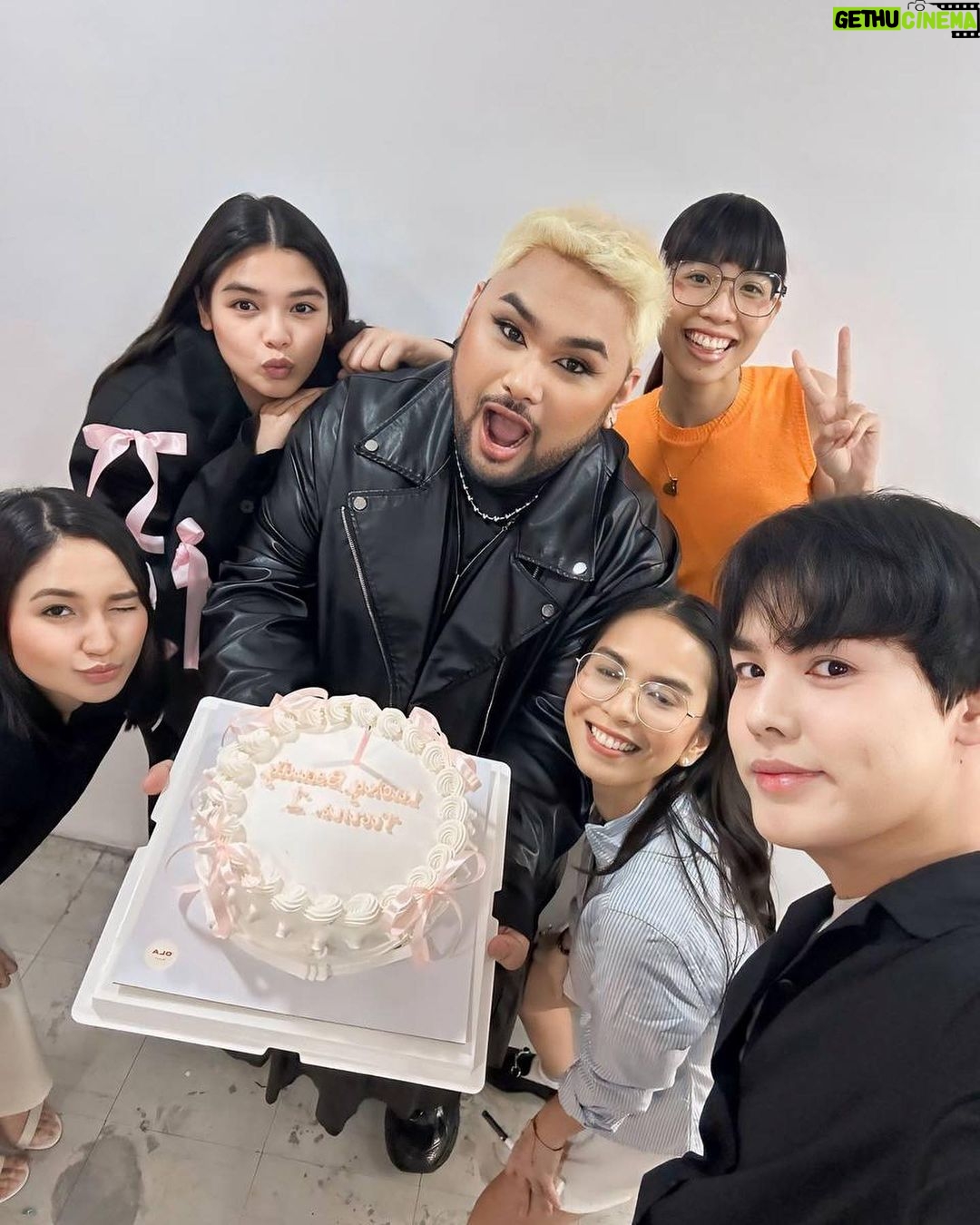 Andrea Brillantes Instagram - Lucky Beauty turns 1✨🤍🍀 From a longtime dream now turned into reality 🥹 I just want to thank my partners who trusted in me and everyone supporting the brand!🤍Makeup has always been more than just makeup to me. As someone who has loved makeup since I was 3, I have always been fascinated by the colors and how it helps me express my artistic side and feel more confident. This is something I want to share with everyone – makeup that is accessible, works like a charm, and feels like a lucky charm😉✨I started dreaming about having my own makeup business when I was 13, and now I can’t believe that not only did it happen, but it has been a year since my launch!😭🥹Again, thank you to everyone supporting Lucky Beauty! You are not just supporting makeup but also supporting a dream and my lovely united team. 🫂🤍 Here’s to many more birthdays to come! 🙏🏼🙏🏼 🤞🏼 🥰