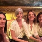 Andrea Frigerio Instagram - Gran almuerzo con nuestro adorado @ginoginobogani Y todas sus musas @morafurtadook @nequigalotti @mariaanaarias @tgarbesi @salettemattos65 @carmenyazalde @delfinafrers @monicalabari @fernandavillaverde @lola3040 @ada.mazo @juanavialeoficial Gracias Gino querido por recibirnos y por tu amorosidad Te ❤️ y qué delicia!...hoy 29.....a qué no saben que comimos???