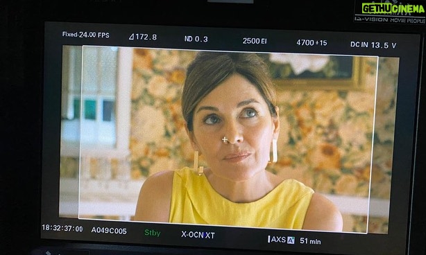 Andrea Frigerio Instagram - Puan, comedia dirigida por María Alché y Benjamín Naishtat que tendrá su estreno mundial en el Festival de San Sebastián que comienza el viernes 22, fue seleccionada para participar en los Premios Goya en la categoría Mejor Película Iberoamericana. El anuncio fue realizado por la Academia de las Artes y Ciencias Cinematográficas de la Argentina, que informó que el jueves 14 se cerraron las votaciones para elegir a la película que representará a la Argentina. Puan es una producción de Pasto (Bárbara Francisco) y Pucará Cine (Federico Eibuszyc y Barbara Sarasola-Day), en coproducción internacional con Infinity Hill (Axel Kuschevatzky, Phin Glynn y Cindy Teperman); Pandora Filmproduktion de Alemania; Atelier de Production de Francia; Kino Produzioni de Italia y Bubbles Project de Brasil. Se trata de una comedia que cuenta la historia de Marcelo (Marcelo Subiotto) quien ha dedicado su vida a la enseñanza de filosofía en la Universidad de Buenos Aires y quien ante la muerte inesperada de su mentor, asume que heredará la posición de titular de Cátedra. Lo que no imagina es que Rafael (Leonardo Sbaraglia), un carismático y seductor colega, regresará de su pedestal en Europa para competir por el puesto vacante. Los torpes esfuerzos de Marcelo por demostrar que es el mejor candidato desencadenarán un divertido duelo, mientras su vida y su mundo entran en un espiral de caos. La 38ª edición de los Premios Goya se otorgarán el 10 de febrero de 2024 en la Feria de Valladolid, días antes de la Berlinale (que comenzará el 15 de febrero) y un mes antes de los Oscar (que se celebrarán el 10 de marzo).