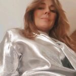 Andrea Frigerio Instagram - Camisa de Lamé ,la amé!🤣🤣🤣🤣🤣 Hablando en serio: Gran noche en Homenaje a nuestro gran héroe,un verdadero patriota,un prócer .Gracias Dr.René Favaloro por su honestidad y su pasión,por su entrega y amor por Argentina.Un Faro,nuestro gran ejemplo. Para hacer grande un país necesitamos muchas personas como René. Favaloro. Gracias por su Humildad y Sabiduría. @menage_a_trois_boutique @fundacionfavaloro #100años @teatrocolon @grupomass