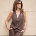 Andrea Frigerio Instagram - La colección de @manfredistore de verano es DI VI NA! Querés TODO! Los linos, las sedas, el algodón!! Todo de muchísima calidad, buenos diseños y una paleta de colores perfecta! Marrón, tostados, beige, visón, off White y blancos perfectos! Zapatos y carteras elegantes y con un trabajo del cuero impresionante! Felicitaciones #Manfredi Les dejo la Dirección: Av. Alvear 1718 Casi Esq. Rodriguez Peña CABA Gracias @charlyvillagran por la producción ❤️🎥
