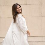 Andrea Frigerio Instagram - La colección de @manfredistore de verano es DI VI NA! Querés TODO! Los linos, las sedas, el algodón!! Todo de muchísima calidad, buenos diseños y una paleta de colores perfecta! Marrón, tostados, beige, visón, off White y blancos perfectos! Zapatos y carteras elegantes y con un trabajo del cuero impresionante! Felicitaciones #Manfredi Les dejo la Dirección: Av. Alvear 1718 Casi Esq. Rodriguez Peña CABA Gracias @charlyvillagran por la producción ❤️🎥
