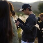 Andreas Varsakopoulos Instagram - Behind The Scenes from the recent MV shoot with @남영주 - Co produced with @seo_cccc - Thank you @longbeaute_k for the pictures! More to come 👍